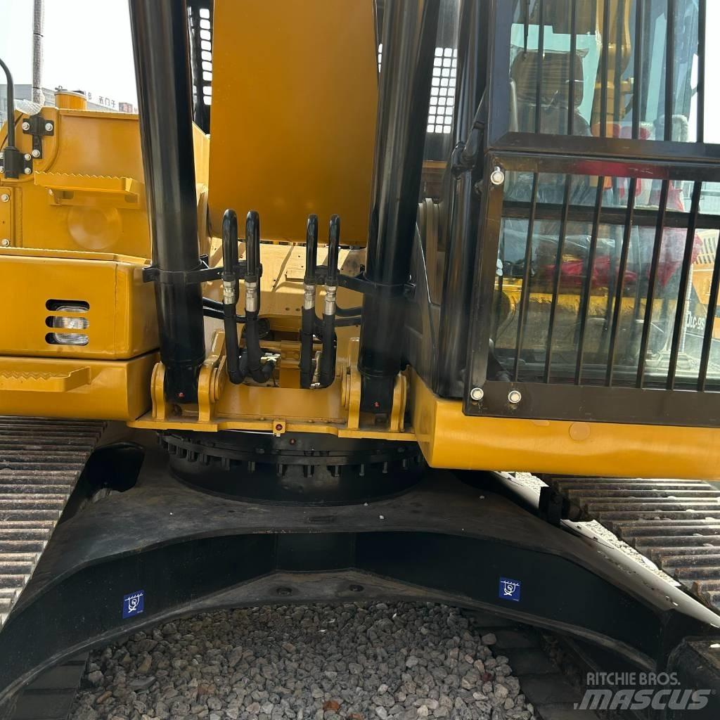 CAT 320 D Bageri gusjeničari