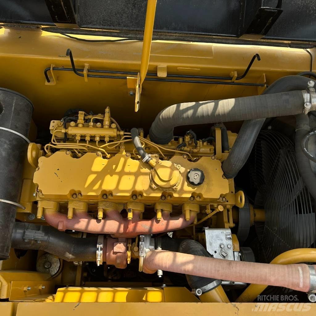 CAT 320 D Bageri gusjeničari