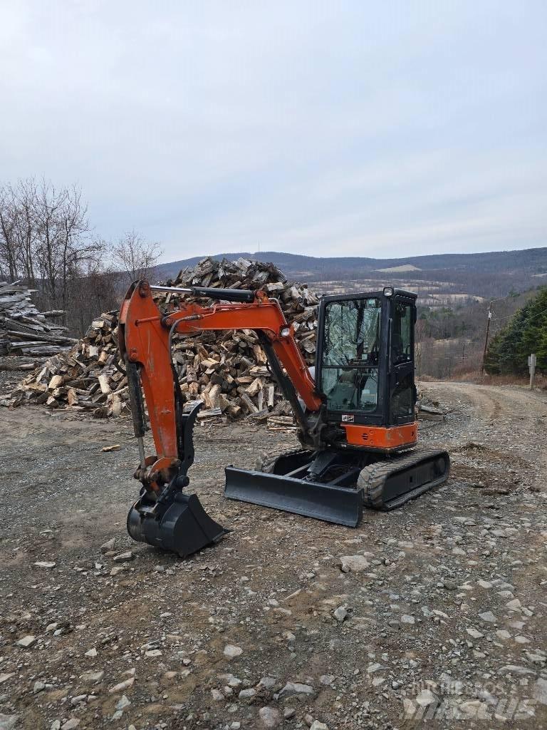 Hitachi ZX35 Mini bageri <7t