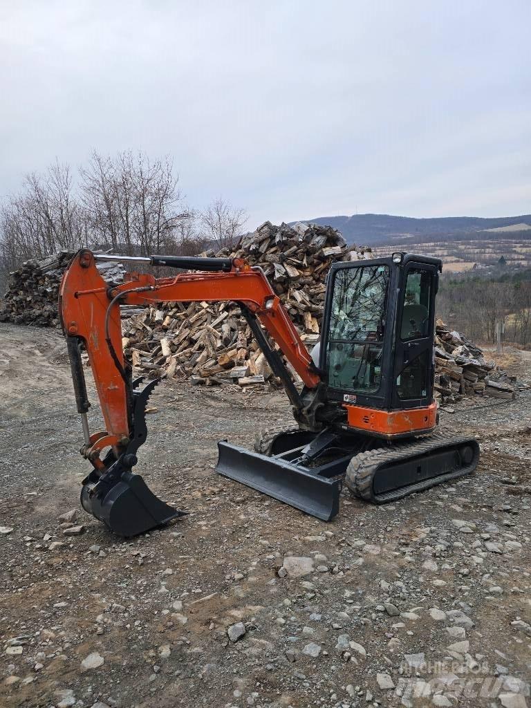 Hitachi ZX35 Mini bageri <7t