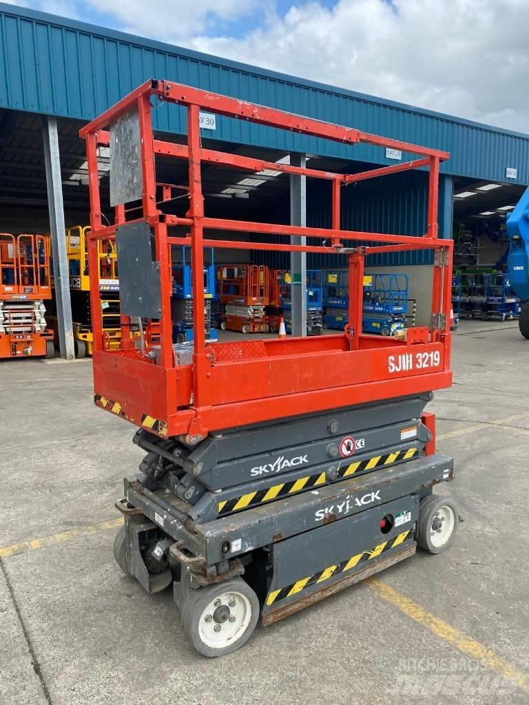 SkyJack SJ 3219 Škaraste platforme