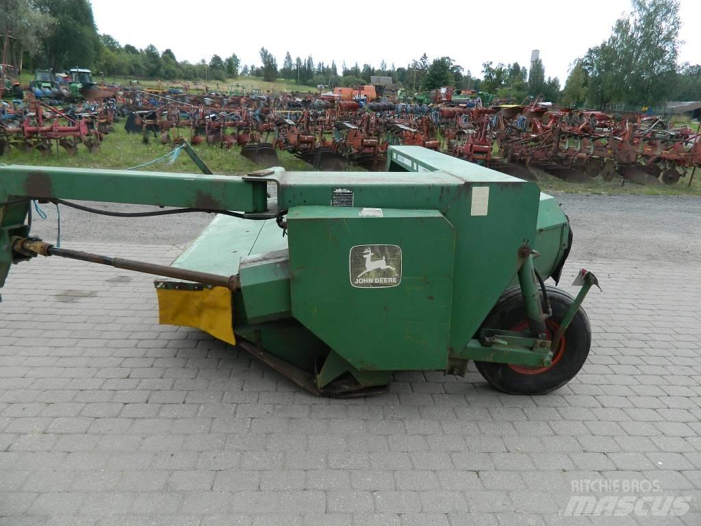 John Deere 1320 Uređaji za kosilice