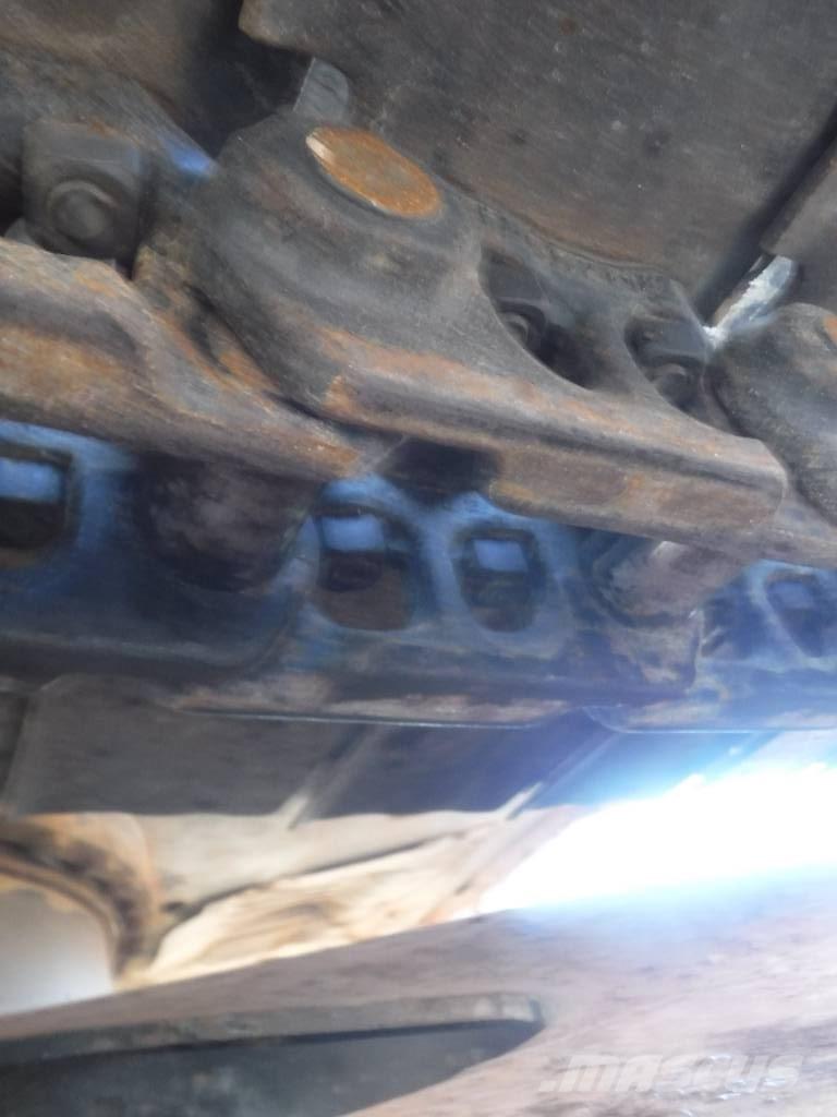 Hitachi ZX 135 US-6 Bageri gusjeničari