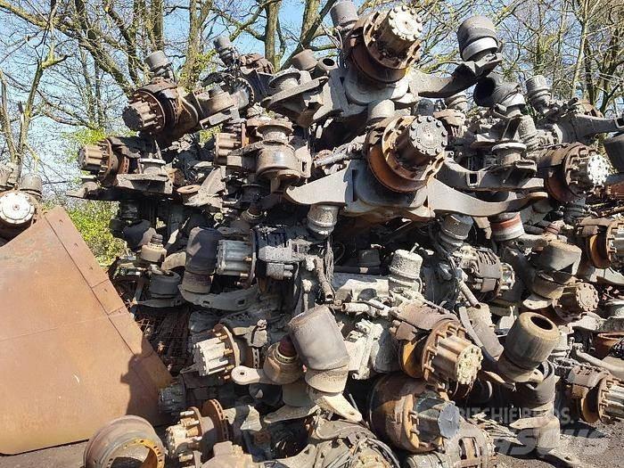  Axles Autobus Druge komponente