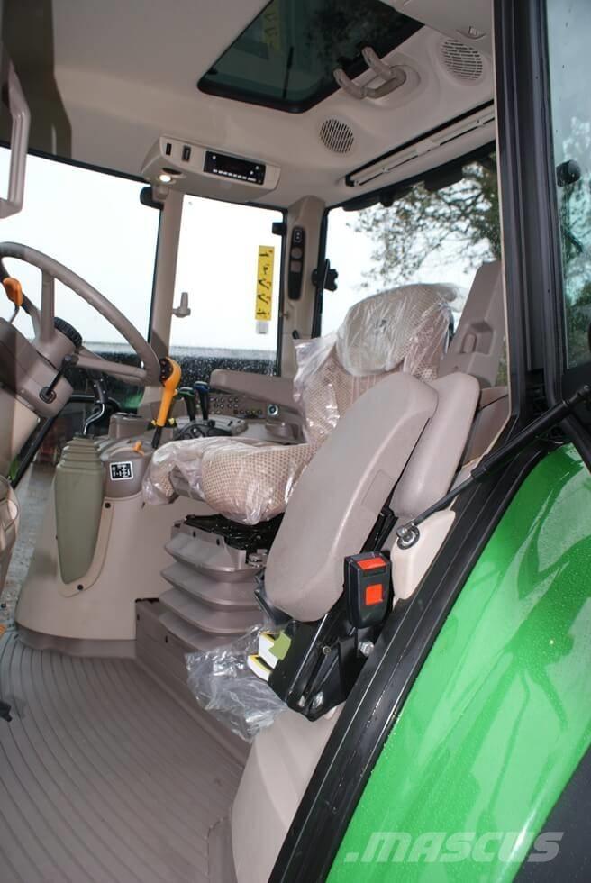 John Deere 6120 M Traktori