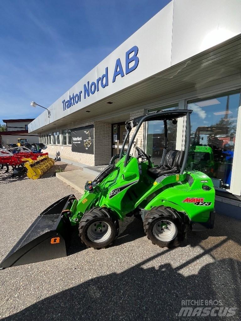 Avant 423 Skid steer mini utovarivači