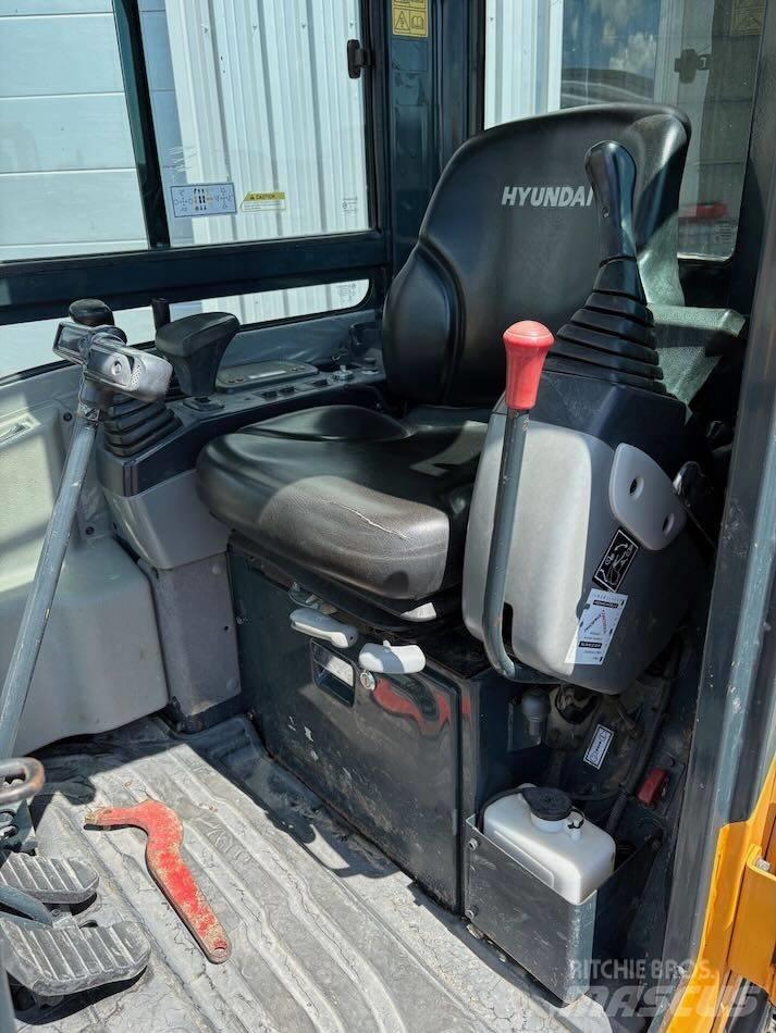 Hyundai R25Z-9 AK Mini bageri <7t