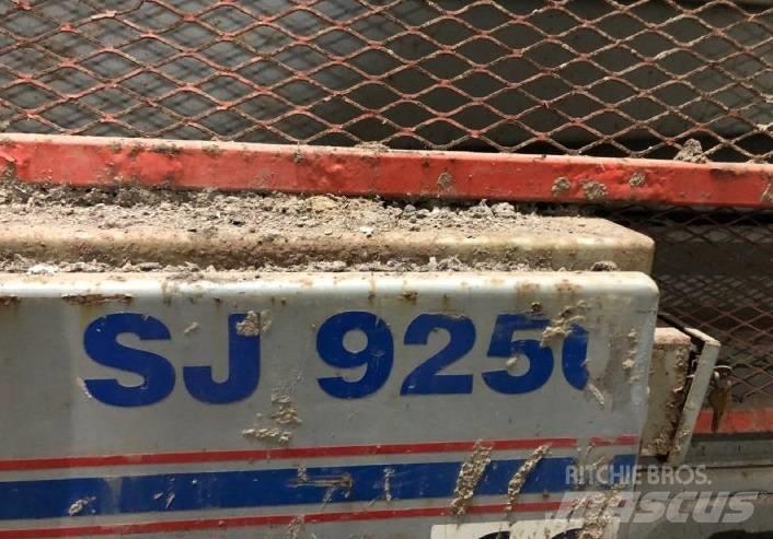 SkyJack SJ 9250 Škaraste platforme