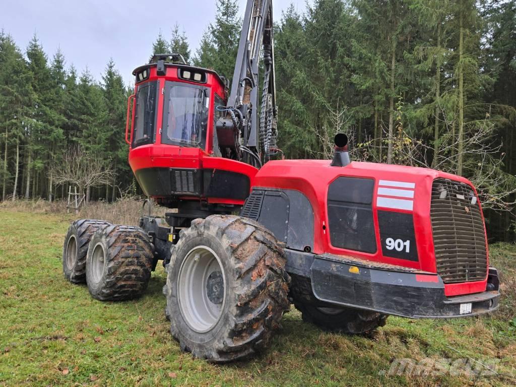 Komatsu 901 Harversteri