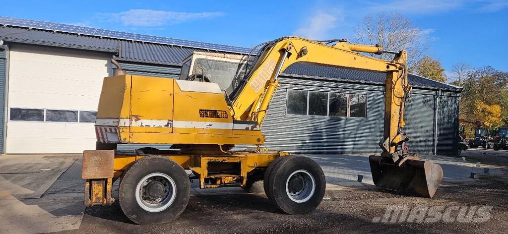 Liebherr A902 Bageri na kotačima