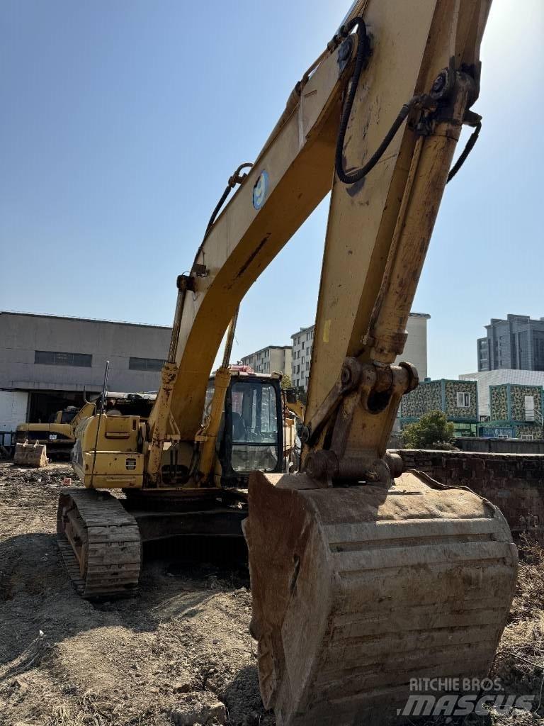 CAT 330C Bageri gusjeničari