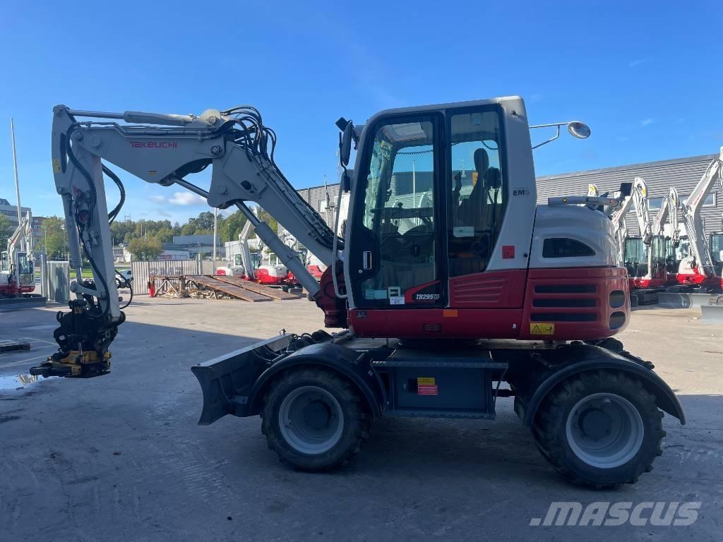 Takeuchi TB 295W Bageri na kotačima