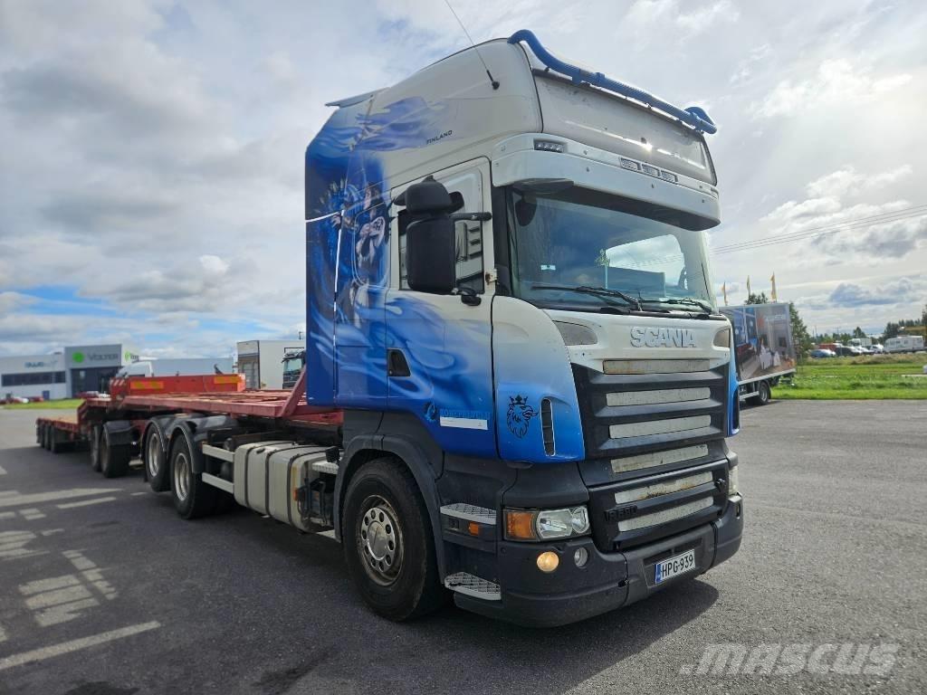 Scania R580 6x2 Rol kiper kamioni s kukama za dizanje