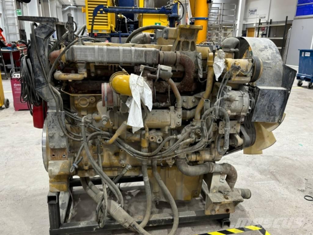 CAT C 13 Bageri gusjeničari