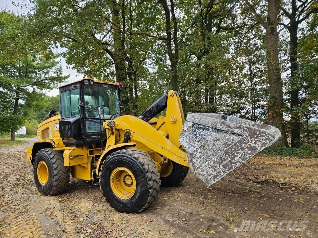 CAT 930 M Utovarivači na kotačima