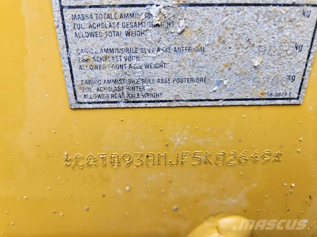 CAT 930 M Utovarivači na kotačima