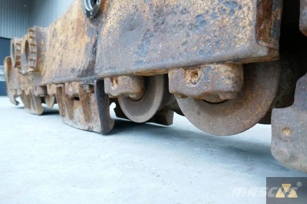 CAT 261-3079 Gume, kotači i naplatci