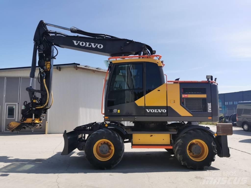 Volvo EW160E Bageri na kotačima