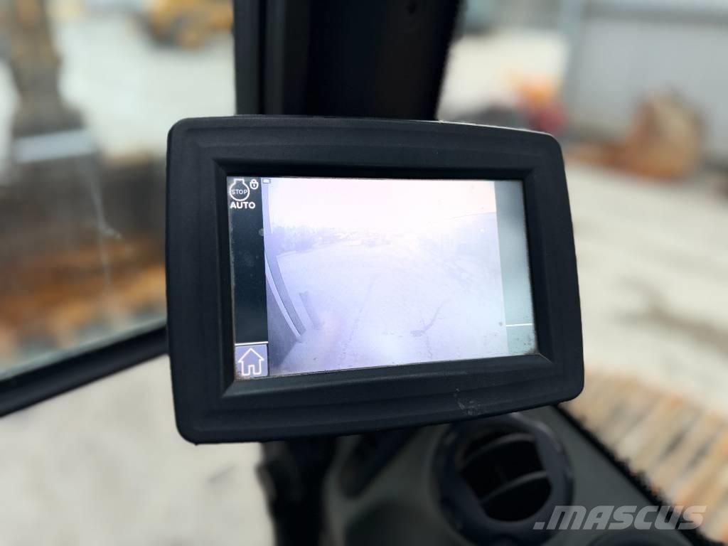 Liebherr R922 SLC Bageri gusjeničari