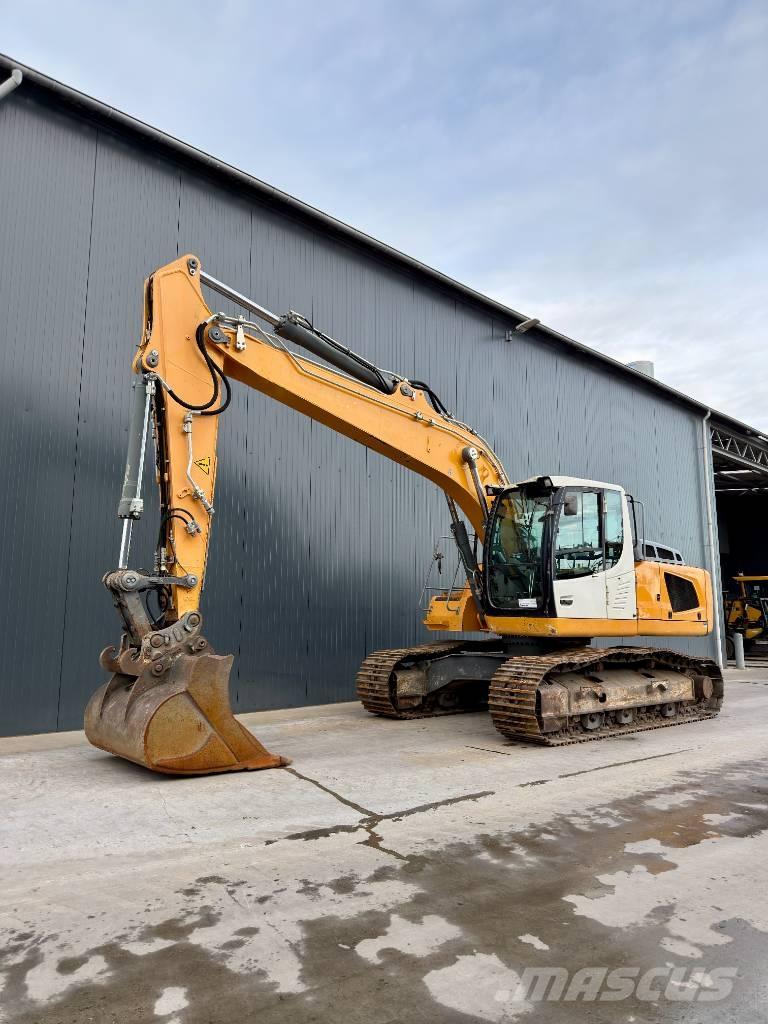 Liebherr R922 SLC Bageri gusjeničari