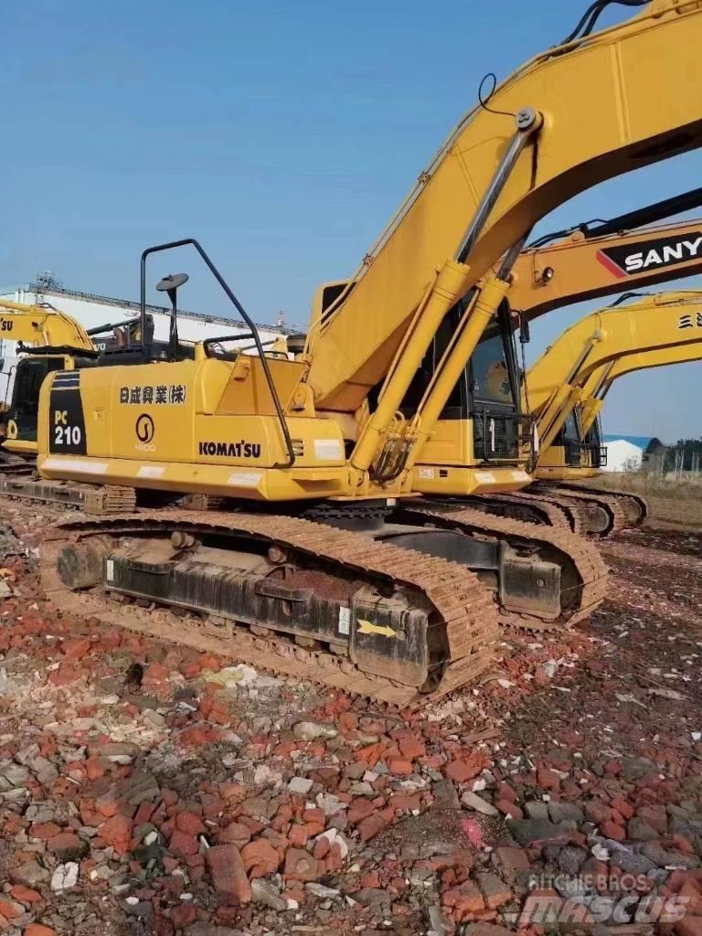 Komatsu PC 210 Bageri gusjeničari