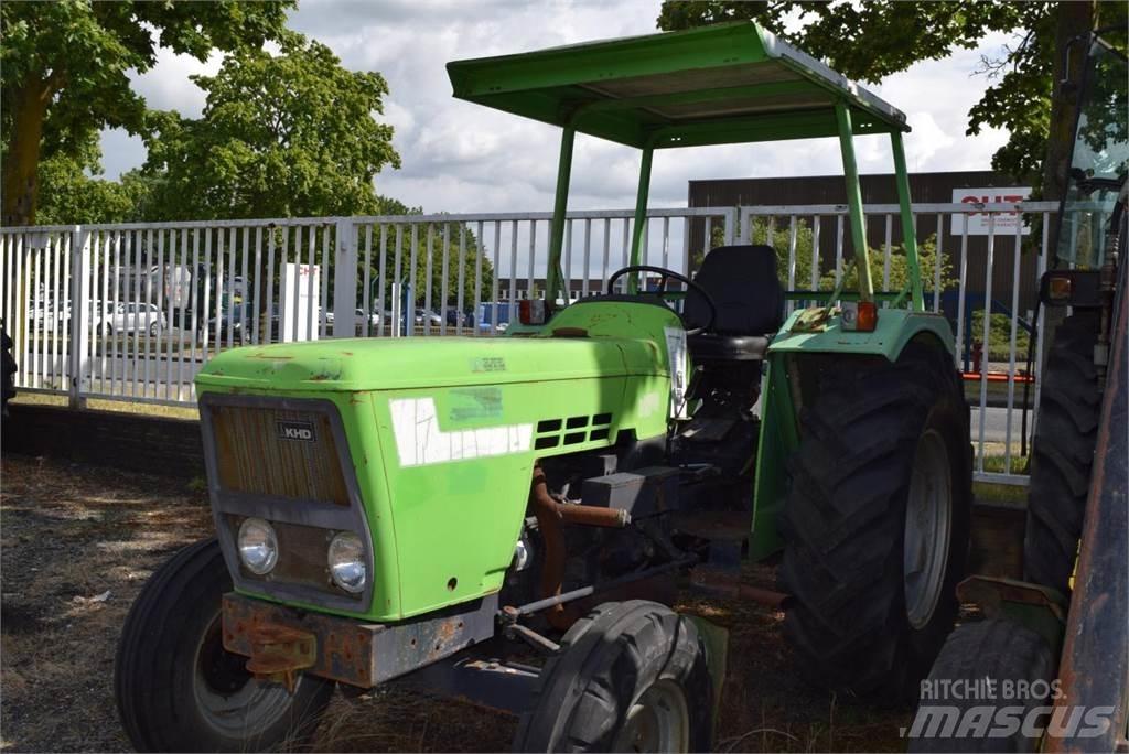 Deutz-Fahr D4507 Traktori