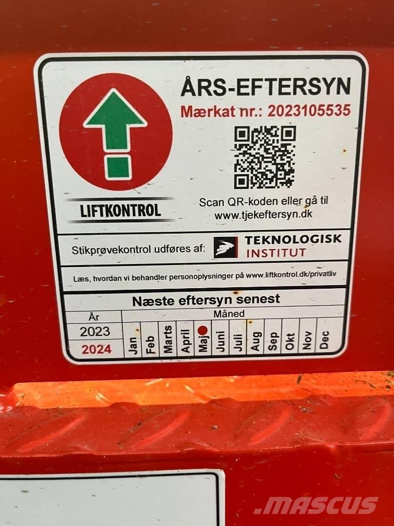 SkyJack SJ 6832 RTE Škaraste platforme