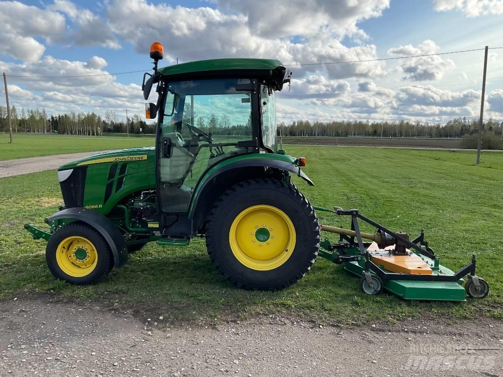 John Deere 4066 R Traktori