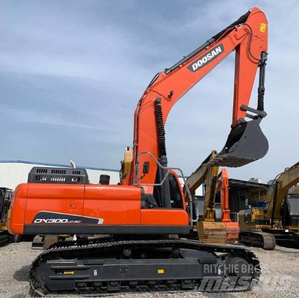 Doosan DX 300 LC-9C Bageri gusjeničari
