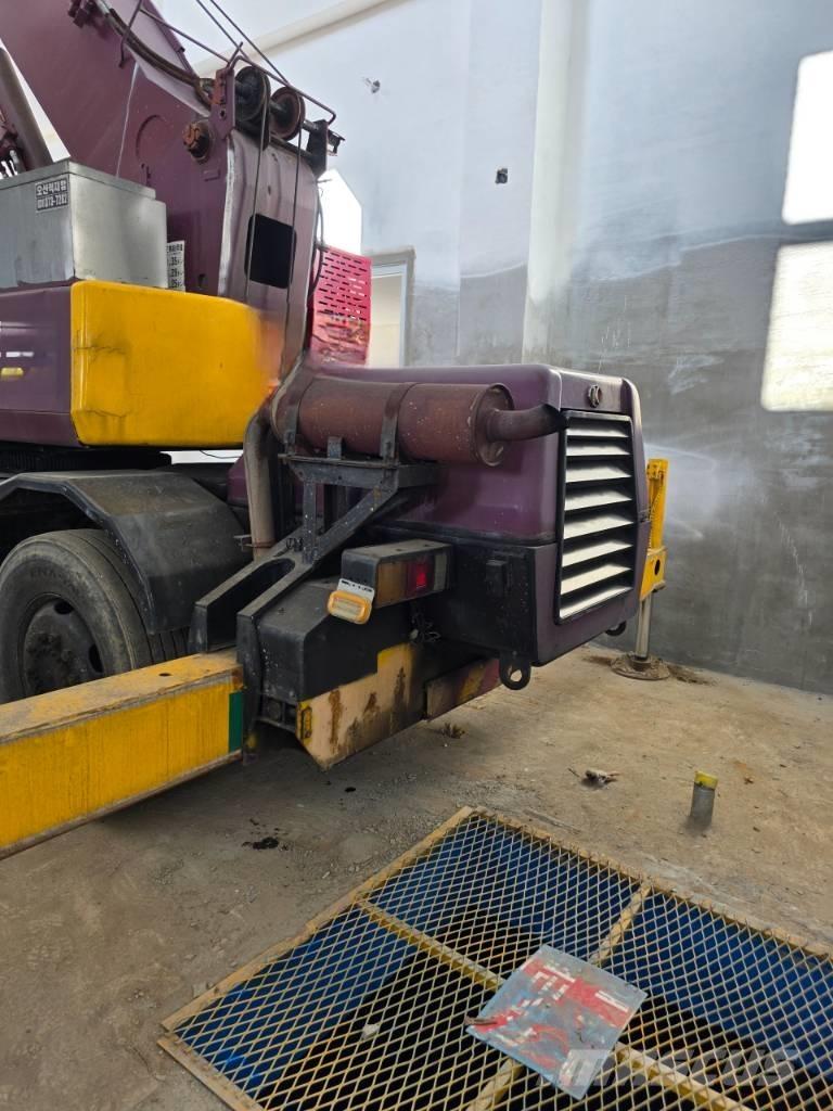 Kato MR 100 Autokran dizalice