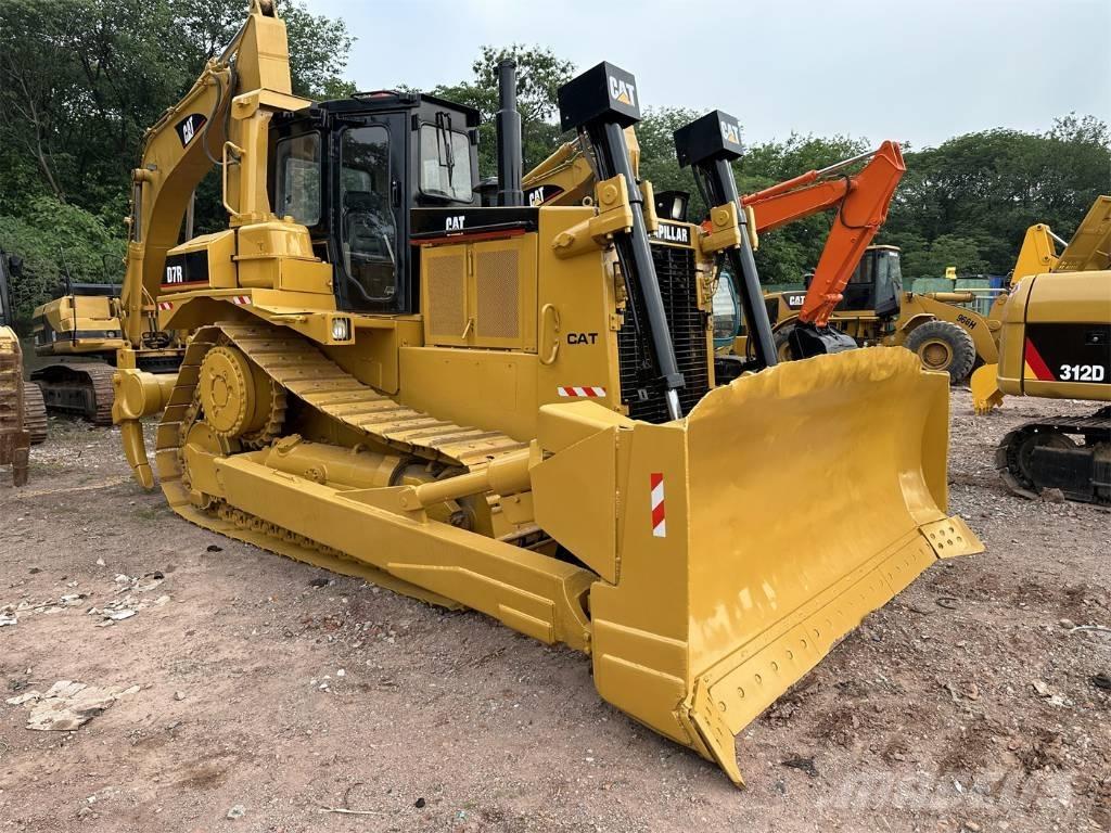 CAT D 7 R Buldožeri gusjeničari