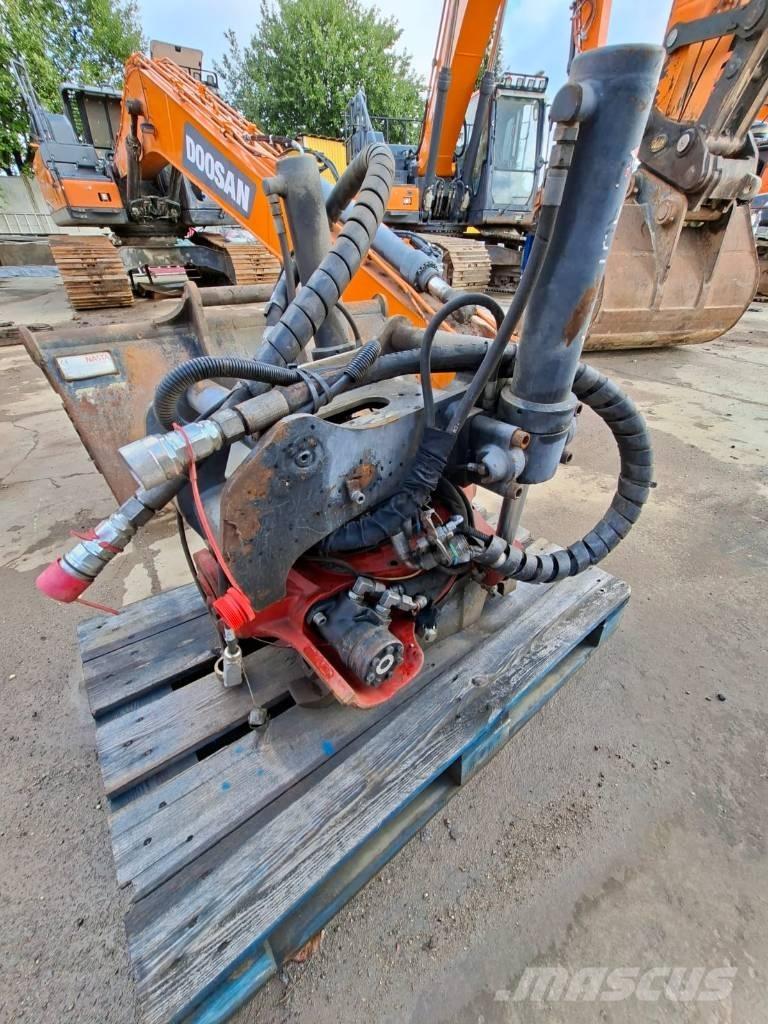 Doosan DX140W-5 Bageri na kotačima