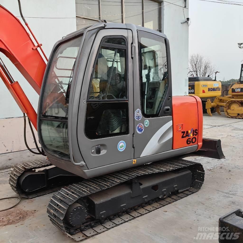 Hitachi ZX 60 Mini bageri <7t