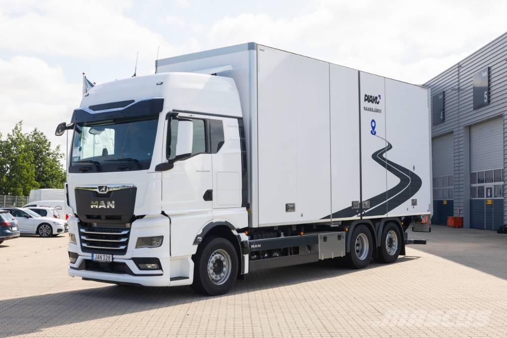MAN TGX 26.520 6x2-4 Sanduk kamioni
