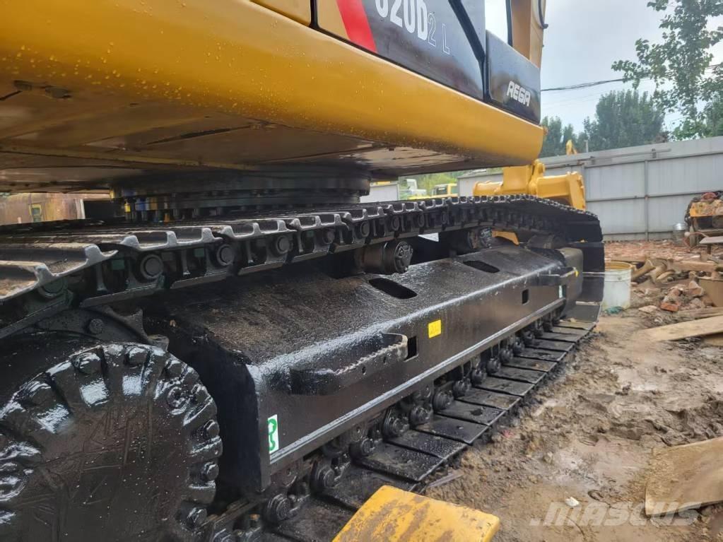 CAT 320 D L Bageri gusjeničari