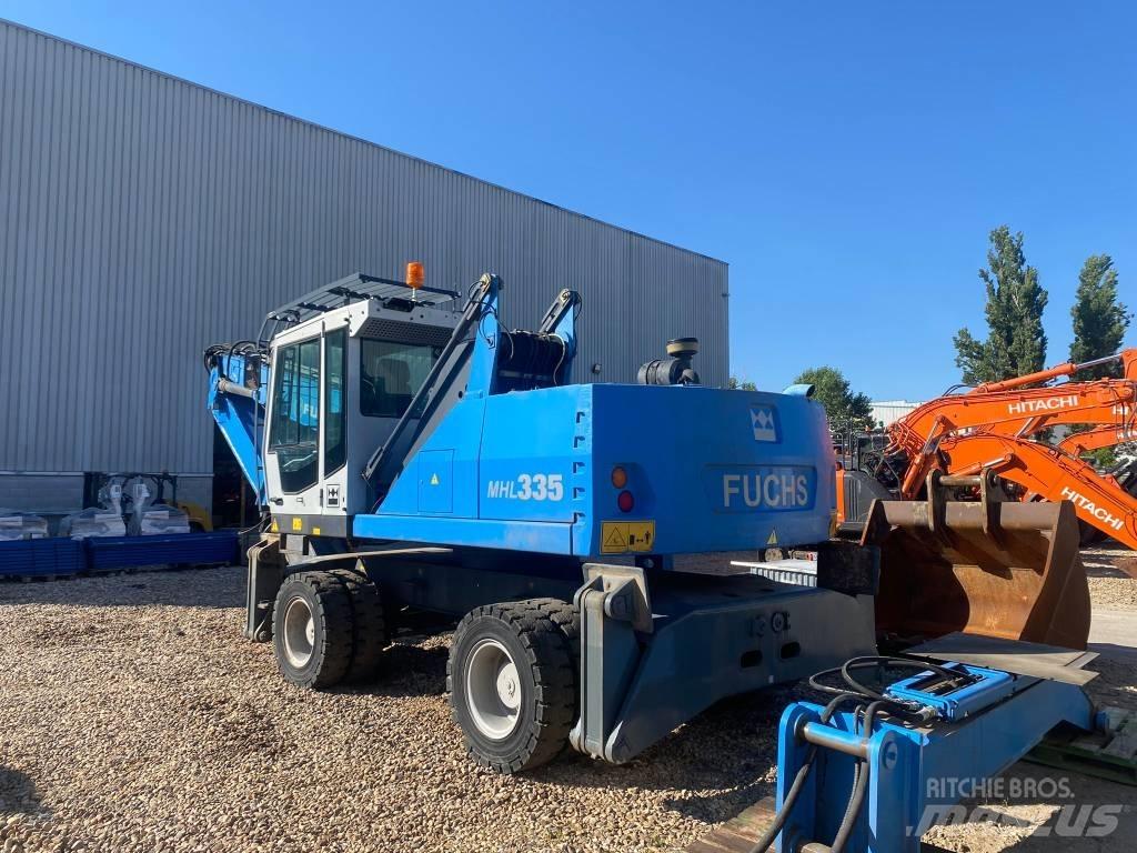 Fuchs MHL 335 Bageri za manipuliranje materijalom / otpadom