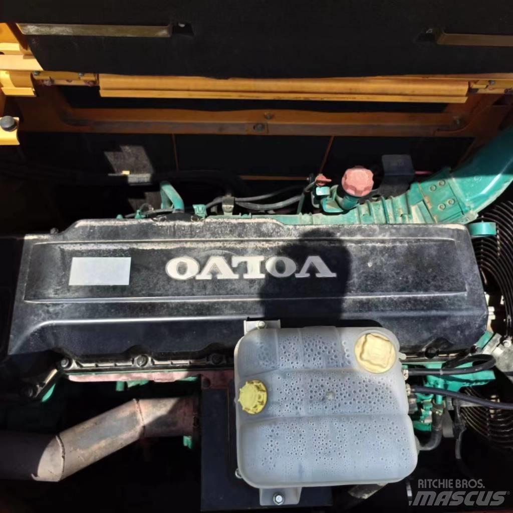 Volvo EC 480 Bageri gusjeničari
