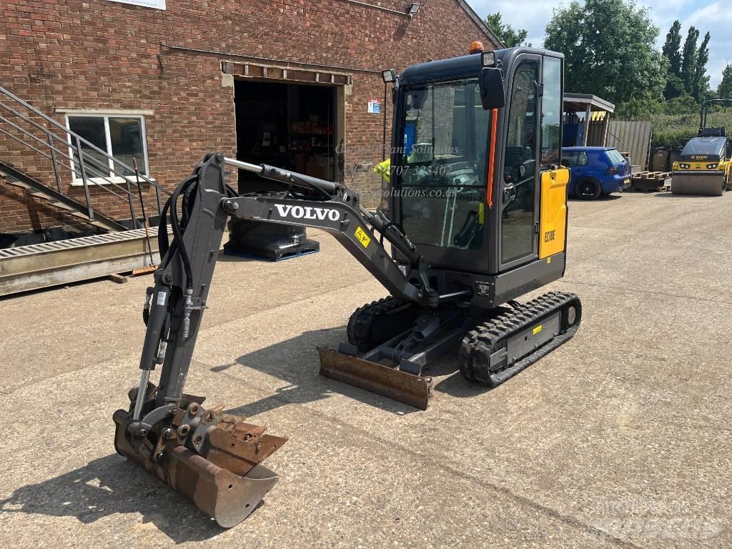 Volvo EC 18 E Mini bageri <7t
