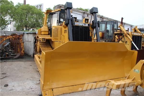 CAT D 7 R Buldožeri gusjeničari
