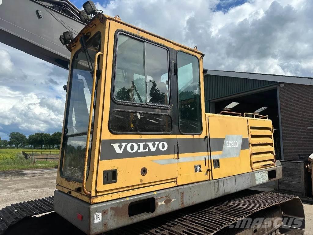 Volvo EC200 Bageri gusjeničari