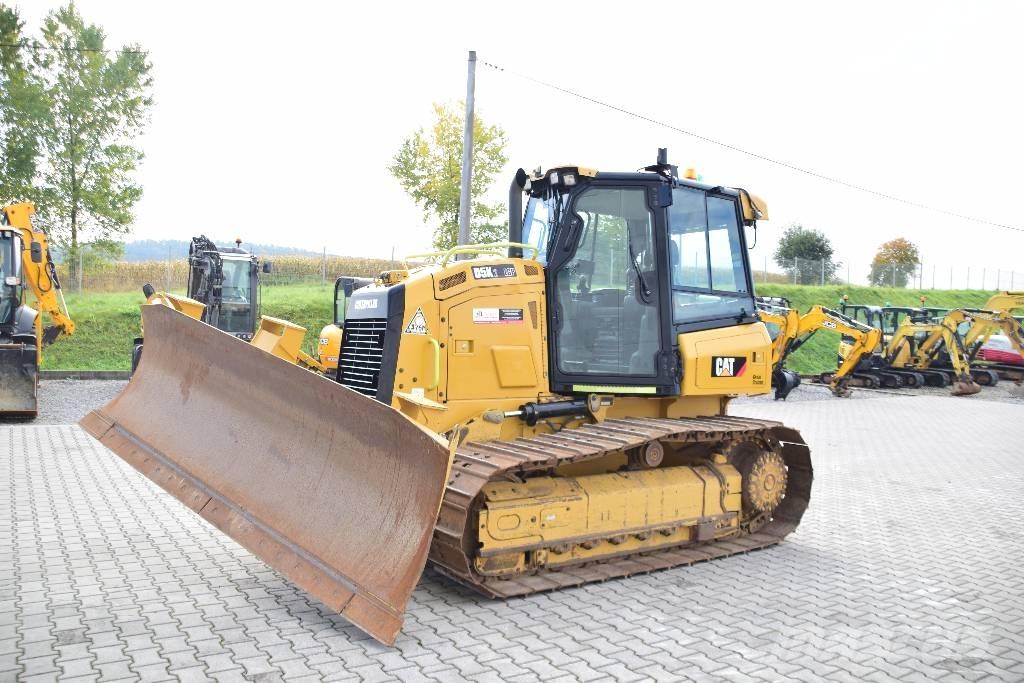 CAT D 5 K 2 LGP Buldožeri gusjeničari