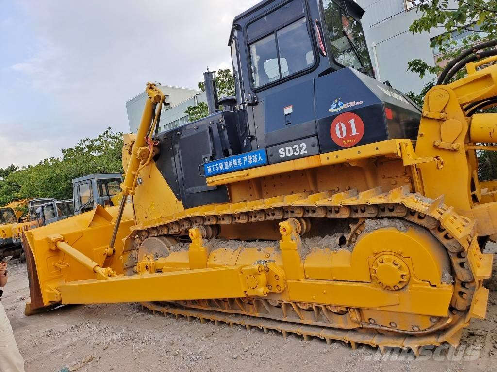 Shantui SD 32 Buldožeri gusjeničari