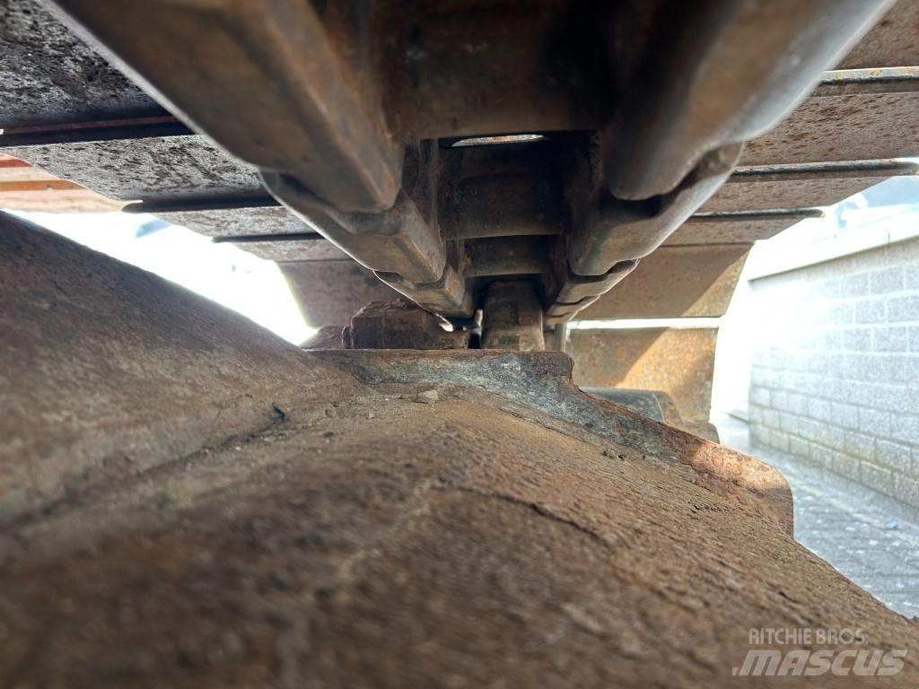 Fiat-Hitachi EX 165 Bageri gusjeničari