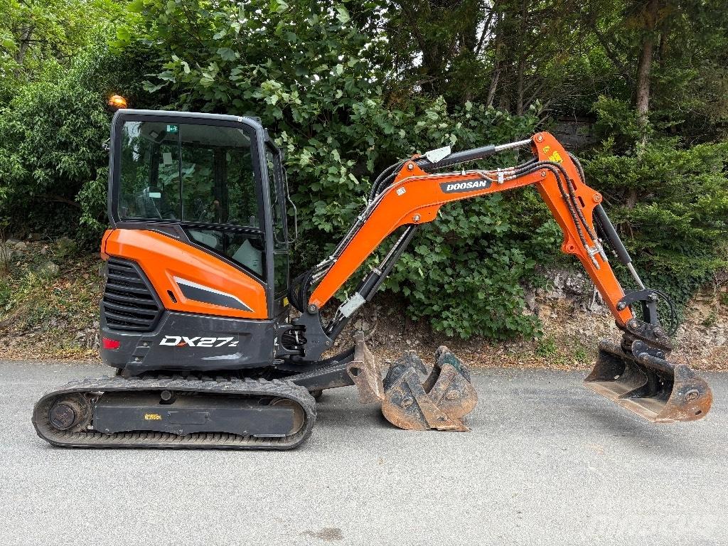 Doosan DX 27 Z Mini bageri <7t