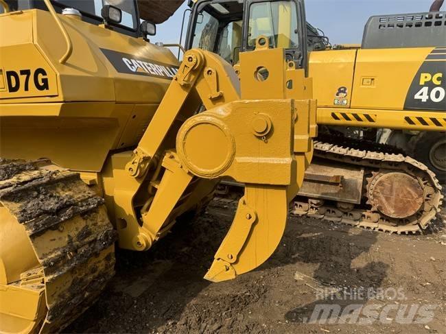 CAT D 7 G LGP Buldožeri gusjeničari
