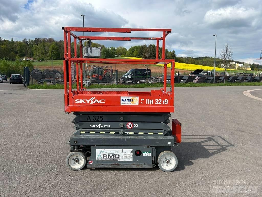 SkyJack SJ III 3219 Škaraste platforme