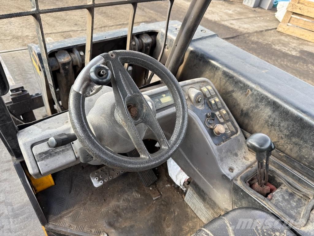 JCB Teletruk 30 D Teleskopski viličari