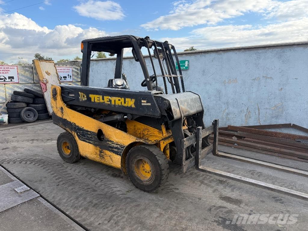 JCB Teletruk 30 D Teleskopski viličari