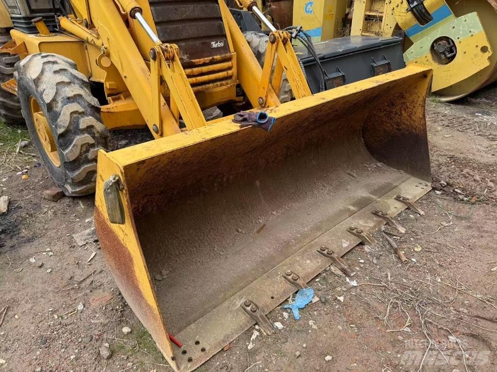 JCB 3 CX Utovarni rovokopači