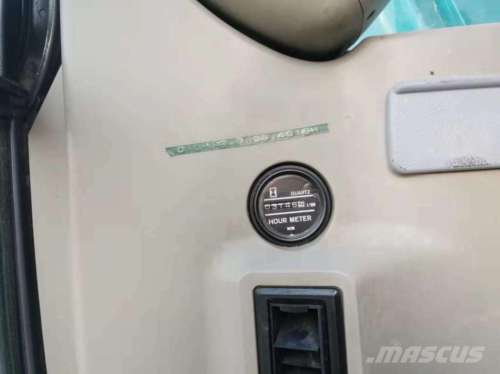 Kobelco SK 135 Bageri gusjeničari